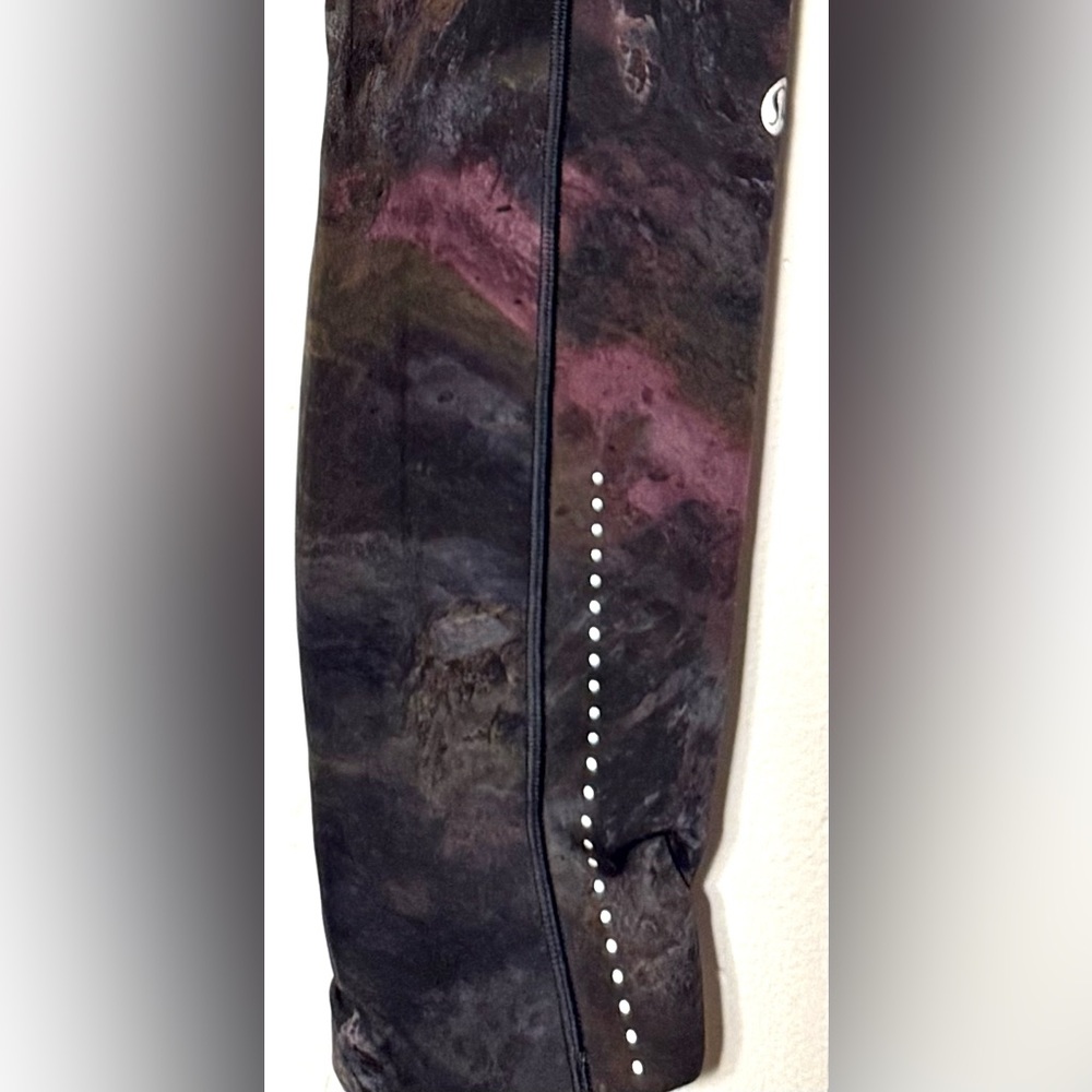 Lululemon leggings - Picture 2 of 5